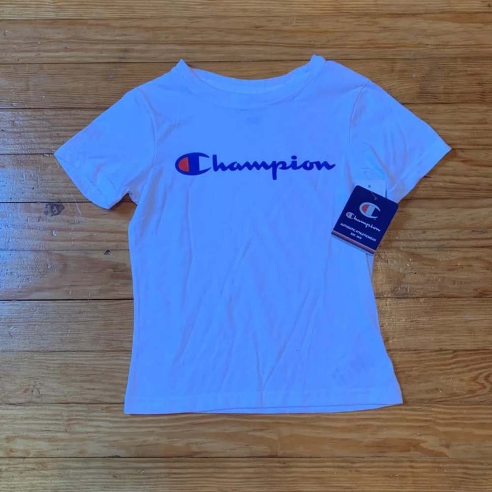 Boys champion shirt size 5